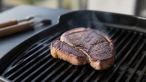 Faux-pas à éviter pour une cuisson de steak maîtrisée sur le grill